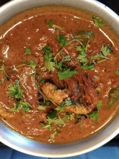 मटन करी (Mutton curry recipe in hindi) रेसिपी मुख्य फोटो