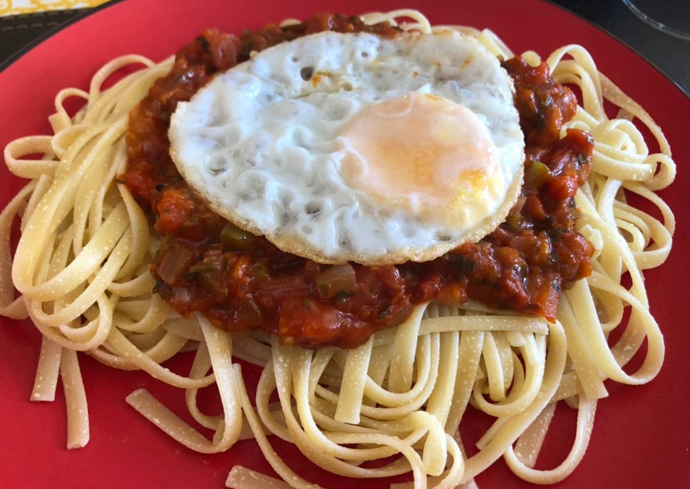 Salsa de tomate para vegetarianos y carnívoros