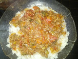 Arroz con tuco y salsa de tomates