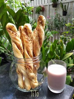 Hình của món Bánh mì que bơ tỏi pate.