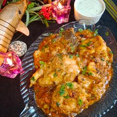 A picture of Fish Karahi.