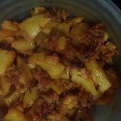A picture of Fried potato.