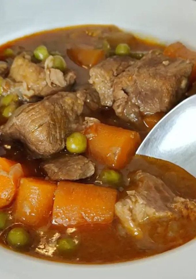 Una foto de Guiso de ternera Slow Cook en olla Black Chef FussionCook