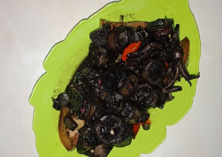 Tumis Cumi Hitam