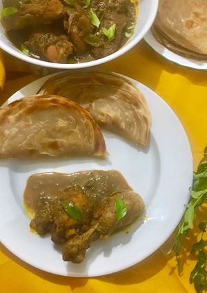 A picture of Kerala chicken curry.
