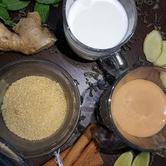 GOLDEN MILK TEA (TURMERIC TEA) A picture of GOLDEN MILK TEA (TURMERIC TEA).