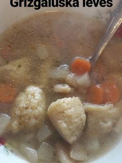 Grízgaluska leves recept fotója