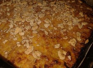 Una foto de Pastel de plátano y atún