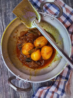 দেশি স্বাদে ডিম ভুনা রেসিপির প্রধান ছবি