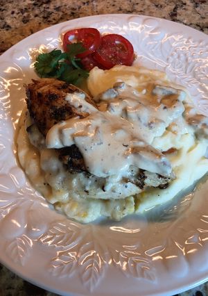 A picture of Garlic Butter Mushroom Stuffed Chicken.