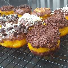 Donat Labu Aneka Toping no ulen রেসিপির প্রধান ছবি