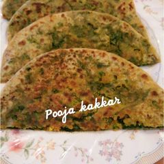 A picture of Palak Moongfali ka stuffed parantha.