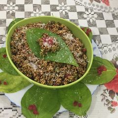A picture of Betel leaves mouth freshner.