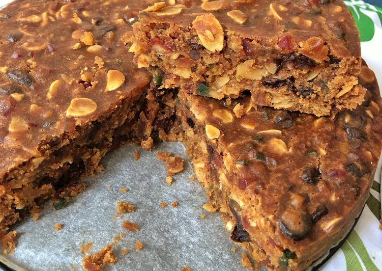 Langkah Mudah untuk Membuat English Fruit Cake - Moist yang Bikin Ngiler