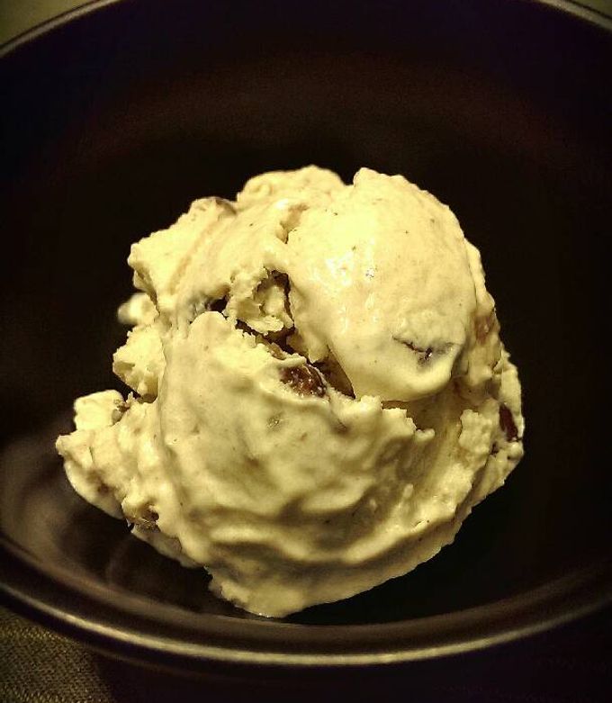 A picture of Azuki Red Bean Paste Frozen Yoghurt.