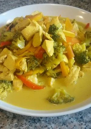 Una foto de Vegetales al curry con leche de coco
