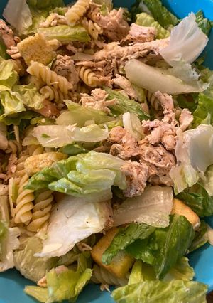 A picture of Caesar Salad Pasta.