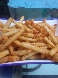 चटपटीत तांदळाचे कुरकुरे (tandul kurkure recipe in marathi) रेसिपी चे मुख्य फोटो