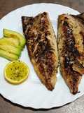 Caballa a la plancha con ajo y perejil