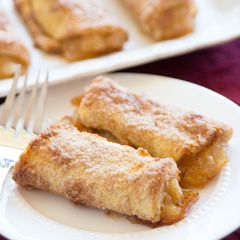 A picture of Apple Turnovers.