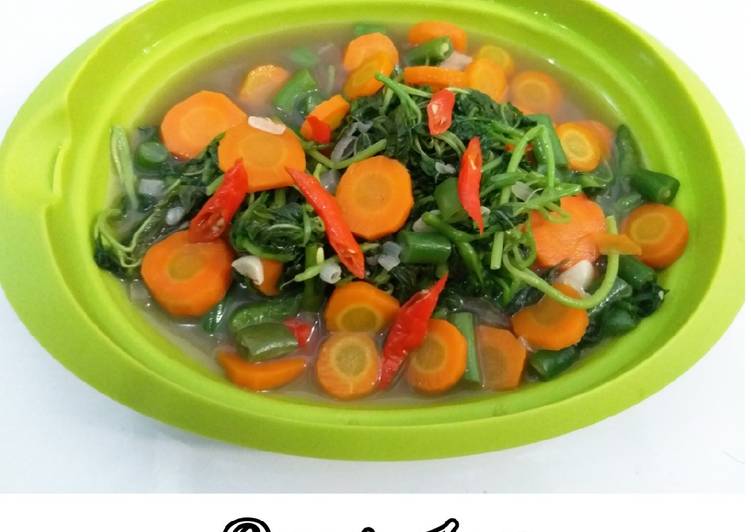 Tumis sayur pelangi ebi