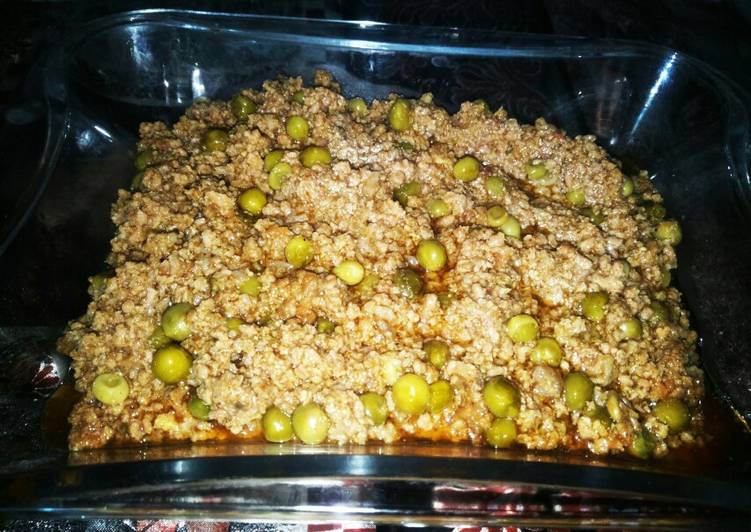 Simple Way to Prepare Homemade Beef minced with pees