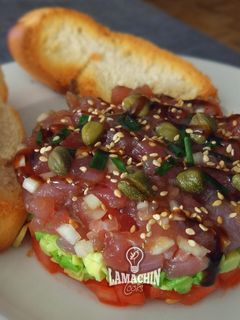 Una foto de Tartar de atún