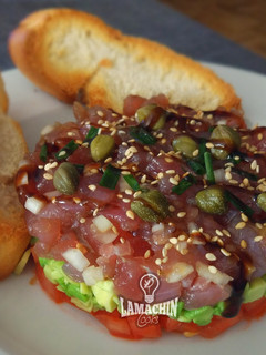 Una foto de Tartar de atún