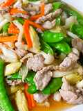 ผัดผักรวมหมูเมนูทำง่าย