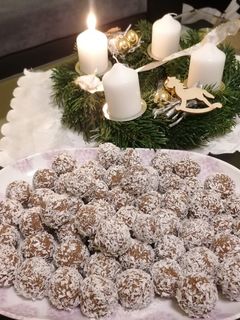 Kókuszgolyó - gyerekbarát recept fotója