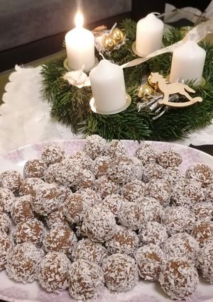 Kókuszgolyó - gyerekbarát recept fotója