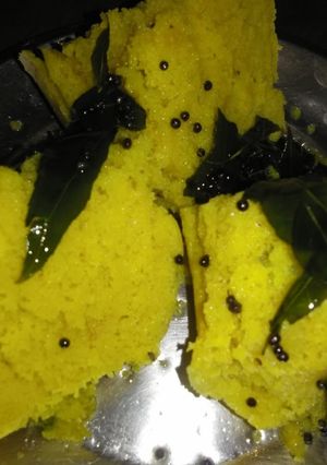 ধোকলা(dhokla recipe in Bengali) রেসিপির প্রধান ছবি
