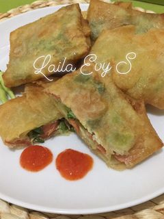 Foto resep Martabak telor isi sosis sapi