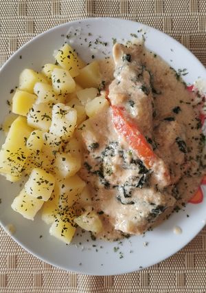 Una foto de Pollo en Salsa de Espinacas (otra versión 😋)