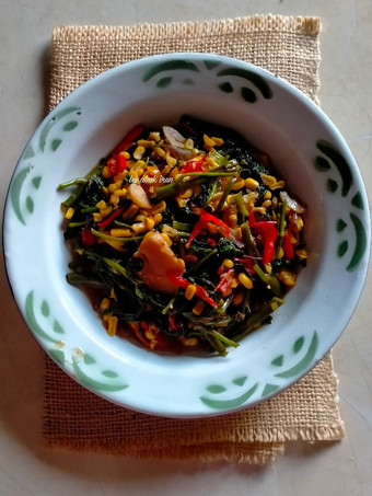 Bagaimana Membuat Tumis Kangkung jagung manis pipil, Lezat