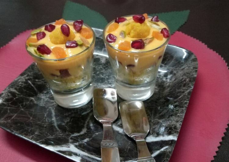 Easy Recipe: Appetizing Custard Boondi Shots