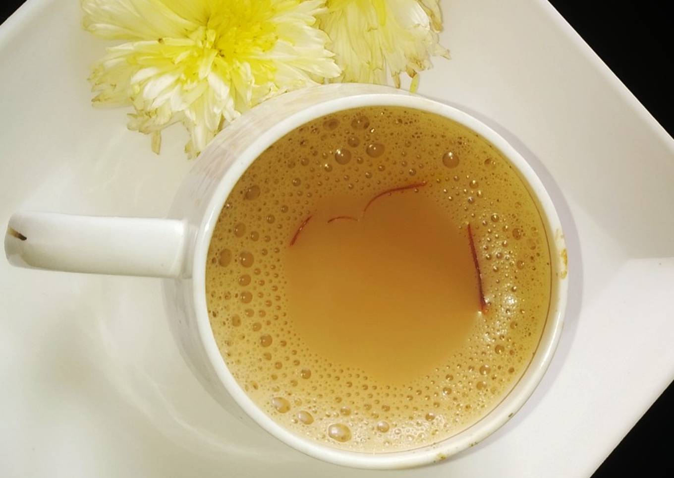 UAE special filli /saffron tea 🍵