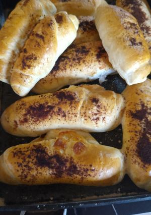 Una foto de Pan qesu (pan con queso)