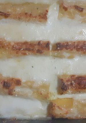 A picture of White cannelloni.