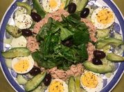 Una foto de ensalada rúcula y canónigos