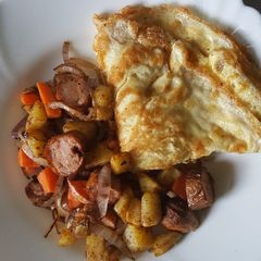 A picture of Eggs with Sausage Fry.