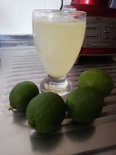 Una foto de ¡¡¡Deliciosa limonada con efecto adelgazante!!!