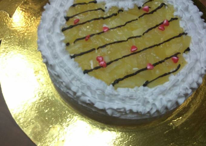 Recipe of Favorite Inside pinnapple cake