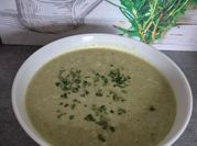 Une photo de salade verte