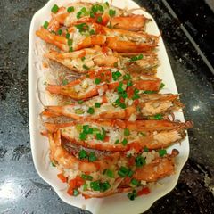 A picture of Steam Tiger Prawn with Vermecelli Kantonis Style.