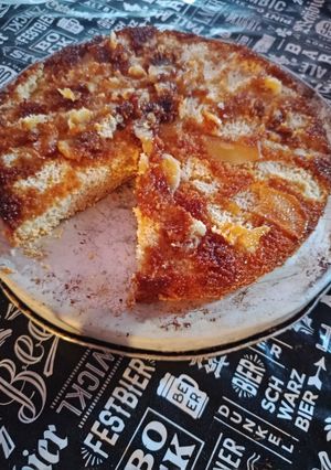 Una foto de Torta de 🍎 invertida