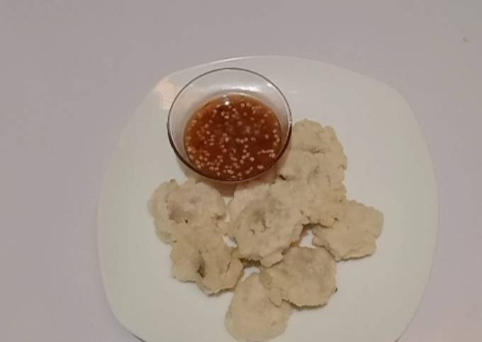 Cireng bumbu rujak