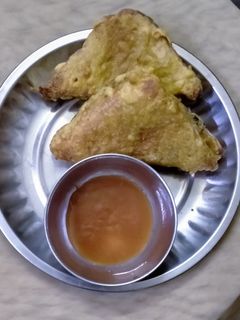 ब्रेड पकौड़ा। (bread pakoda recipe in Hindi) रेसिपी मुख्य फोटो