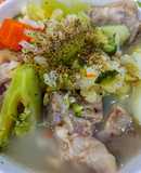 Móng giò hầm ngũ quả