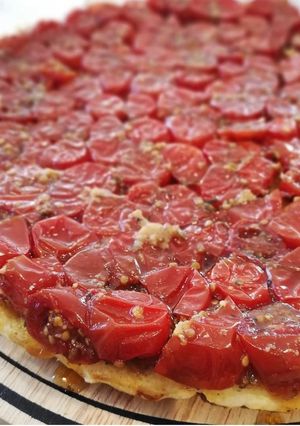 A picture of 🍅 Cherry Tomato Tarte Tatin with Balsamic Caramel 🍅.